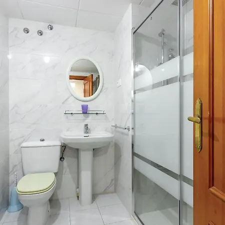 Apartment In With Kitchen *