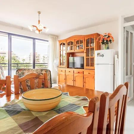 Apartment In With Kitchen *